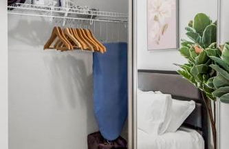 Comfy 1BR-Parking, Rooftop, Near Arrowhd & TMobile - Foto 63