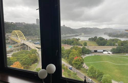 Luxury Apt at the Point Easy Access To and From Downtown 24-7 Parking - Foto 3