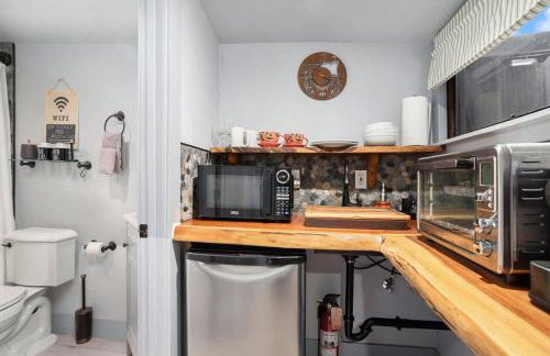 Redwood Room - Photo 6