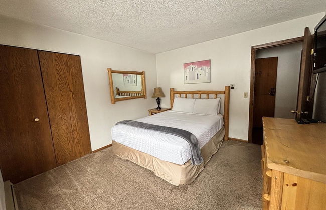 Silverado II Resort & Event Center - Photo 21