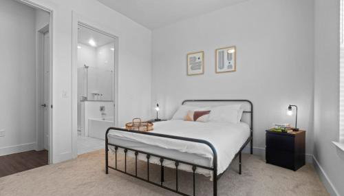 Lavish Escape 1Bd1Ba Pool w Golf Sim - Foto 2