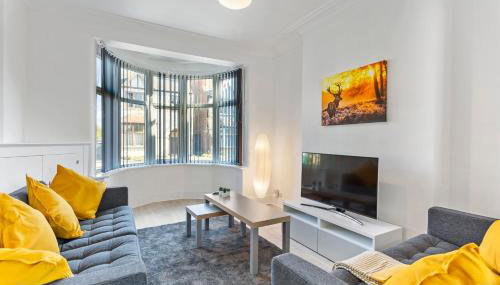 Jasmine Villa A - Ideal for QMC & Uni - Free parking - Foto 1