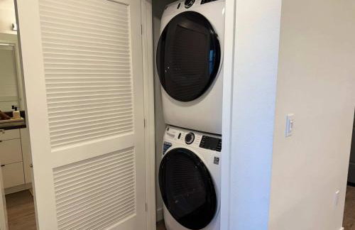 Modern Retreat 10 Min from Disneyland With Pool & Gym - Foto 9