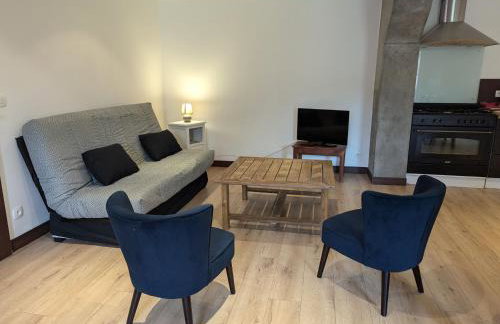 Gîte Authentique à Villemurlin avec Jardin et Parking - FR-1-590-527 - Foto 7