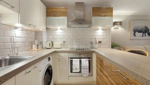 NEW! 2BR in Stephenson House - Foto 2