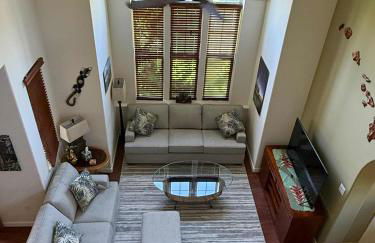 Peaceful retreat with pool gym & BBQ - Foto 1