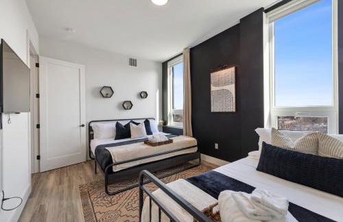 2BR, King Bd, Free Prkn, Gym, NYC View, 8min Train - Foto 44