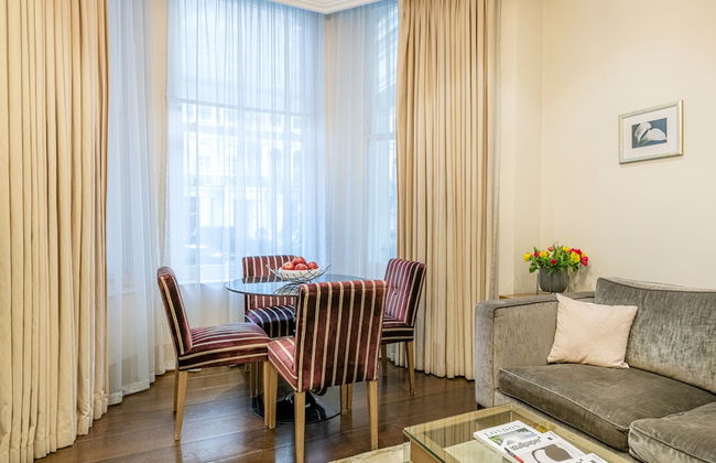 Claverley Court - Photo 58