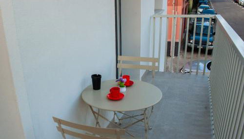 Residence Casa Palmira - Modern Apartments Near Sacro Cuore Hospital - Valpolicella - Foto 2