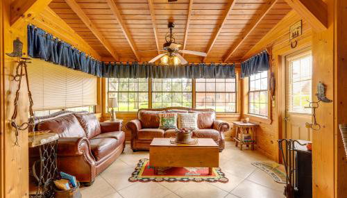 Steps to Lake Okeechobee Cabin with Pool Access! - Photo 4