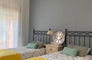 Beachside Apartment in Marbella - Photo 35