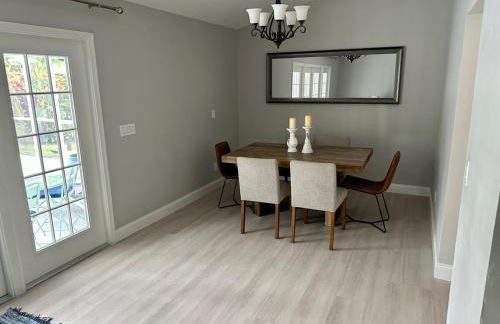 Florida house, 4br 2bt with private pool oasis - Photo 25