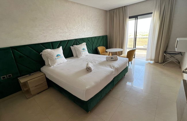 Casa Beach Hotel - Photo 6