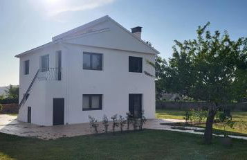 Casa doble con piscina a 1000 m de la playa - Foto 2