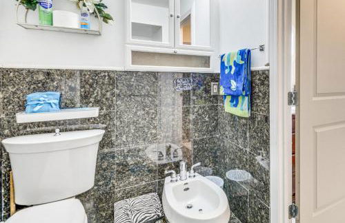 Hidden Paradise on 5 Acres with Hot Tub and Deck! - Foto 16