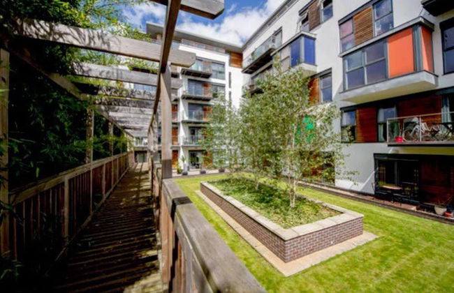 Amazing Riverside Boheme Home in SW London! - Foto 24