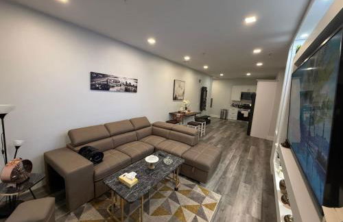 The Luxury Suite - 1BR with Gym & Office - Foto 44