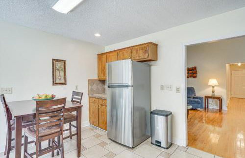 Secluded Mount Pleasant Home - 6 Mi to Beaches! - Photo 9