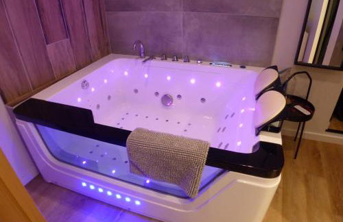 Appartement balnéothérapie et sauna hyper centre - Foto 12