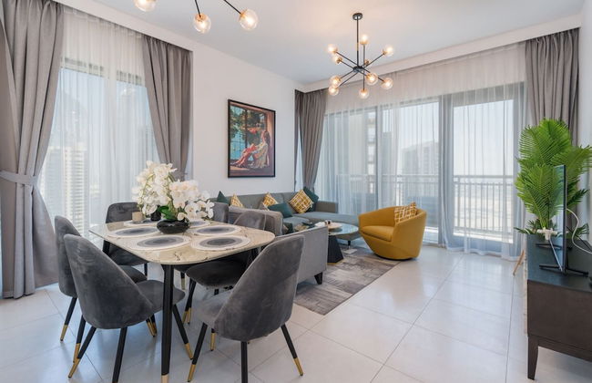 New! Luxurious Living Dubai Creek Balcony & View - Photo 13