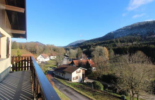 Chalet cosy en bordure de forêt avec wifi, terrasse et équipements complets à Rochesson - FR-1-589-235 - Foto 11