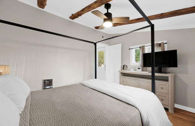 Lake View Hot Tub Modern A-frame - Foto 26