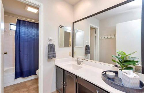Grapevine Oasis, with Pool - Foto 12