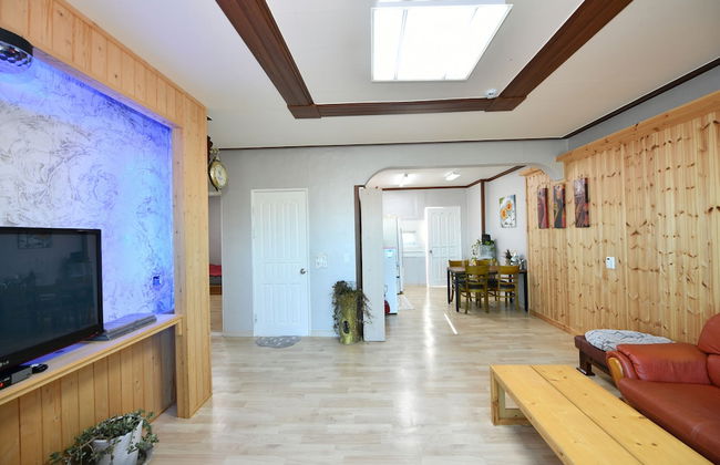 Sokcho Daemyung Pension - Photo 29