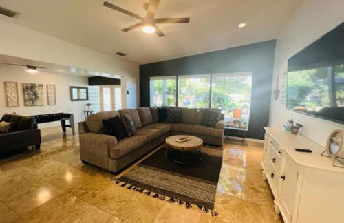 Pool, Hot tub, Close to Beaches, Shopping, More! - Foto 8