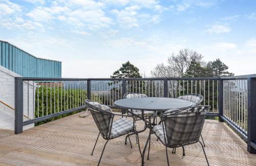 The Laurels - Photo 17