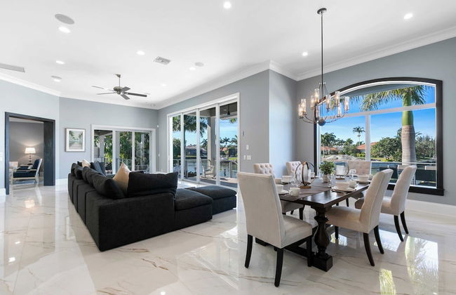 Marco Polo by Avantstay Waterfront 5bdr, Pool, Spa, Fire Pit, Walk to Beach - Foto 4