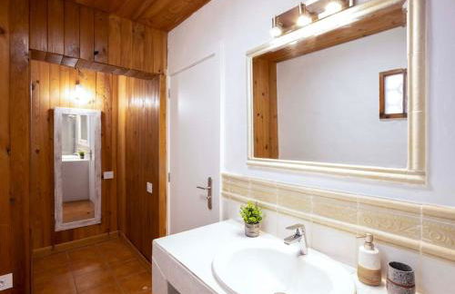 Azure Loft Boutique - Foto 12