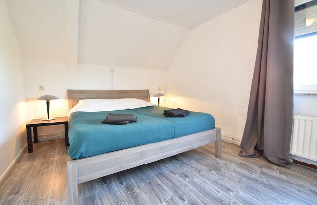 Villa in Bruinisse Near Grevelingenmeer - Foto 9