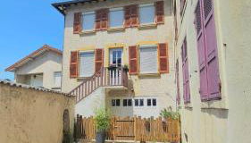 Plein cœur centre historique de Charlieu avec parking et garage vélo moto - Foto 5, Garden