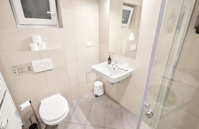 Honest SMICHOV - Foto 57