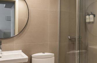 Uma Suites Barceloneta Beach - Photo 47