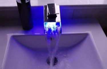 Cosy 2-bed apartment with free parking & ramp access - Foto 3