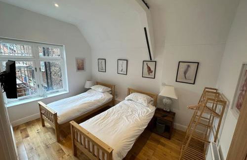 Superb City Centre apt with parking - Photo 16