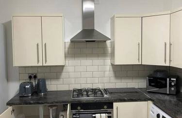 Comfortably furnished 2 bedroom home in Bolton - Foto 29