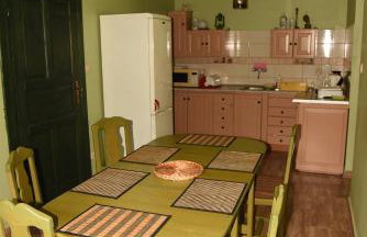 Dwor Trzesniow - Foto 28