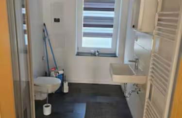 Schöne Vollausgestattete Monteurs- Gästewohnung nähe Raffinerie Leuna und Geiseltalsee für 2 Personen 0302 - Foto 5