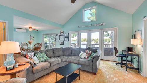 Charming Wolcott Cottage with Fire Pit and Mini Dock - Foto 3