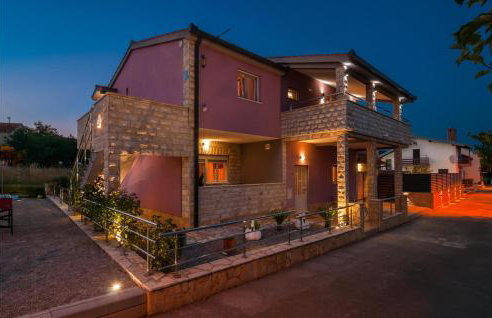 Beautiful Home In Hrvace With Wifi - Foto 28