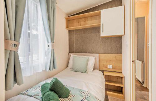 Maple Brook Lodge Sea Breeze Shorefield - Photo 17