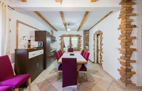 Awesome Home In Novo Zvecevo With Sauna - Foto 15