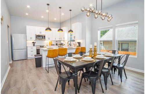 Inviting 4br/2ba Near Downtown & Riverwalk - Foto 8