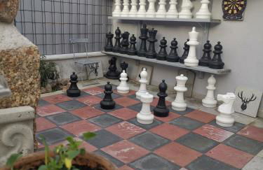 Pauls Hexenhaus Wohnung Hexe mit Fahrrad Garage und Innenhof für Motorräder - Foto 19