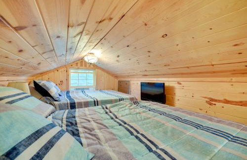 Pet-Friendly Waterfront Minong Cabin with Fire Pit - Foto 19