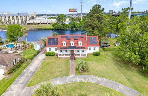 Paradise on Ocean Waterway Huge 5000 sq ft w Private Pool, Boat Dock, Grand Piano, Game Tables, BBQ, 1 acre Yard, Crib, Sleeps 34 - Foto 19