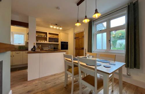 One Jubilee Cottages - Photo 8